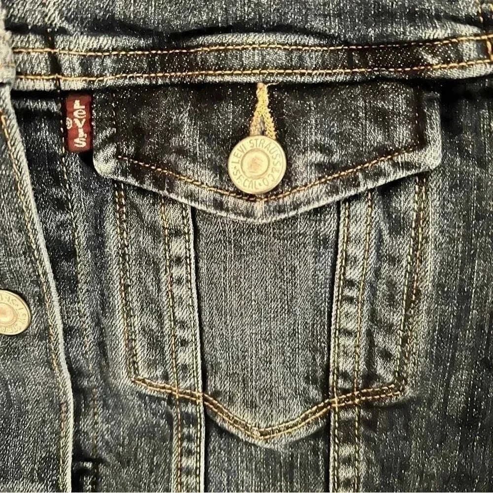 Levi’s Traditional Blue Jean Denim Jacket Red Tab Small - Picture 4 of 13
